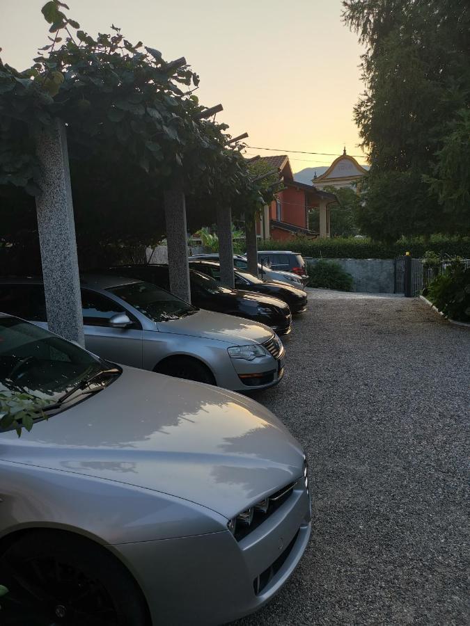 קנוביו B&B Villa Dei Pini מראה חיצוני תמונה