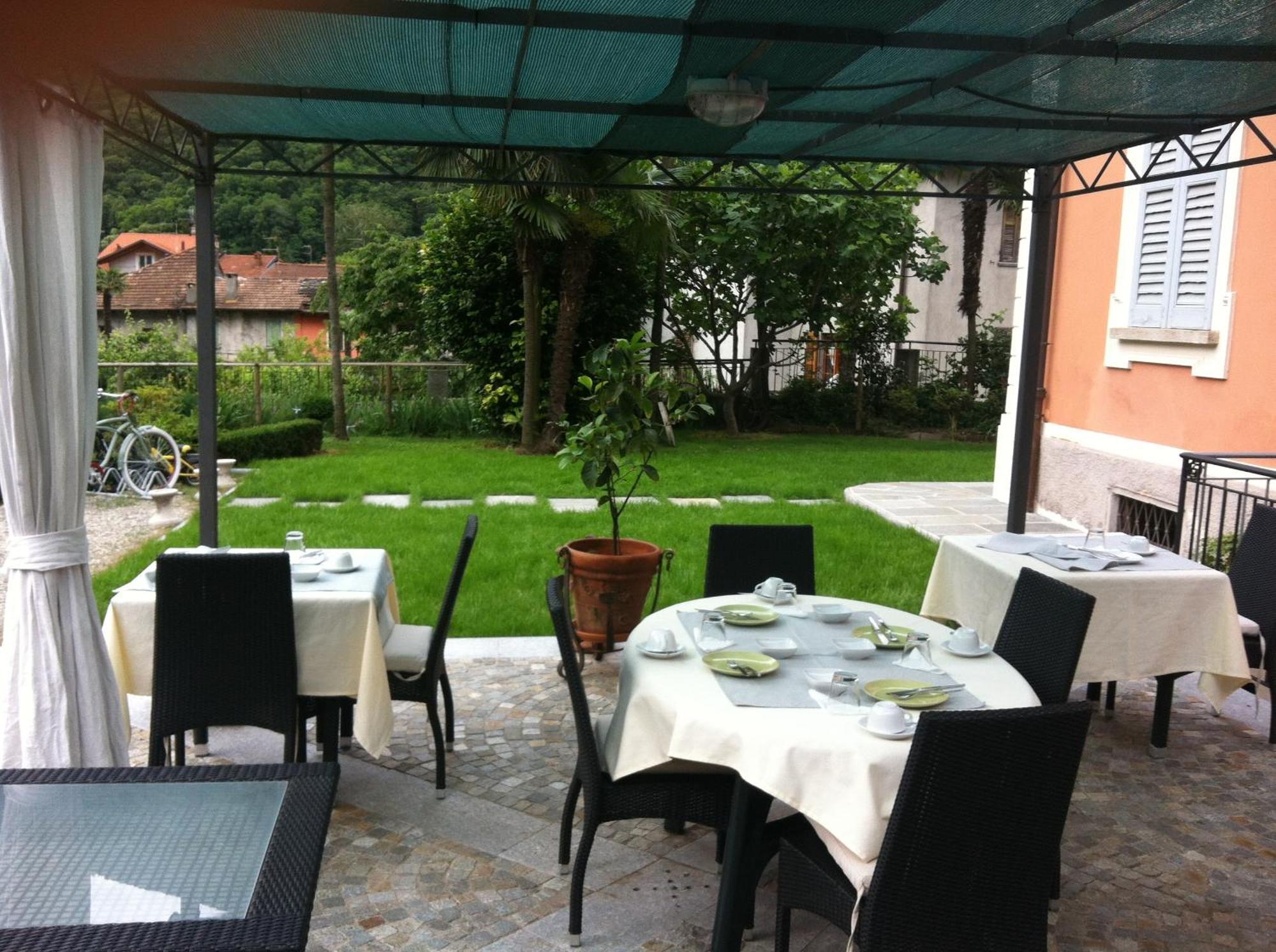 קנוביו B&B Villa Dei Pini מראה חיצוני תמונה