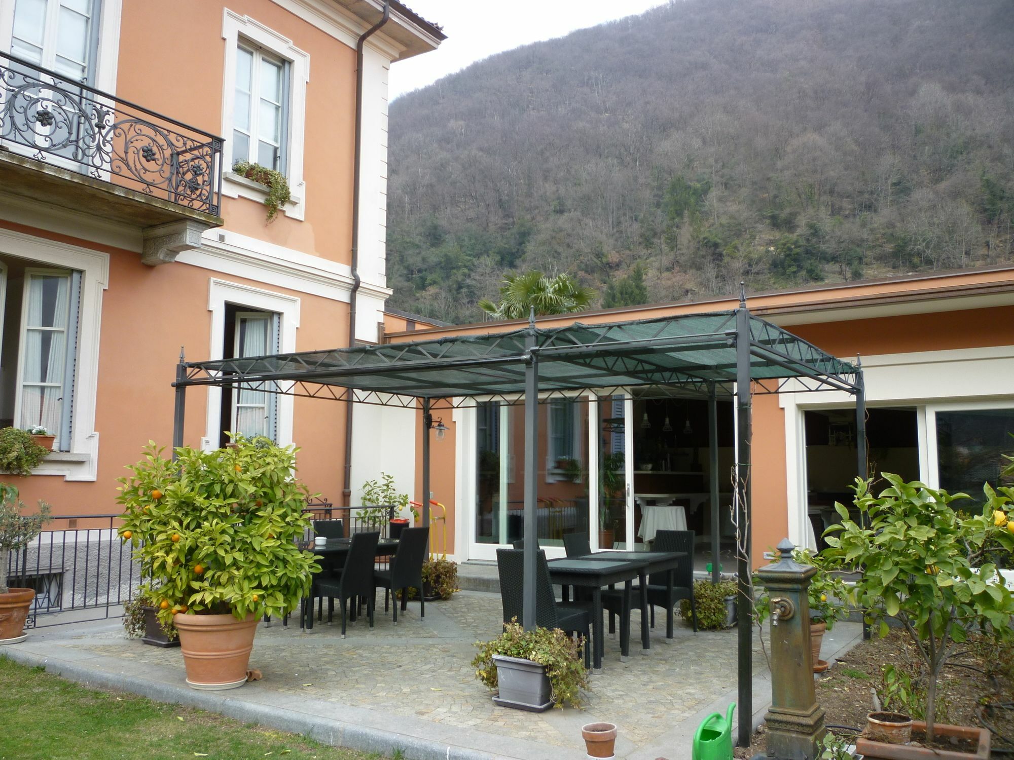 קנוביו B&B Villa Dei Pini מראה חיצוני תמונה