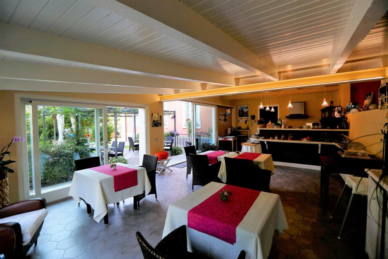 קנוביו B&B Villa Dei Pini מראה חיצוני תמונה